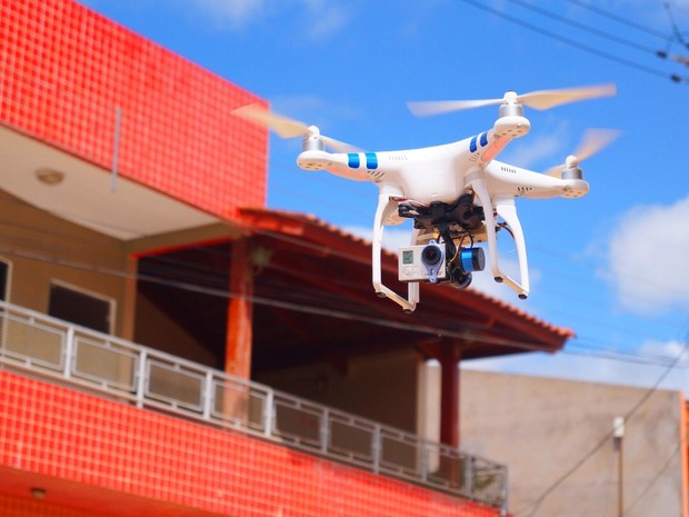 Drone é usado para achar imóveis com criadouros de dengue em Ipubi